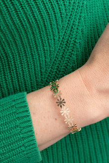 Type 1 Daisy Chain Bracelet