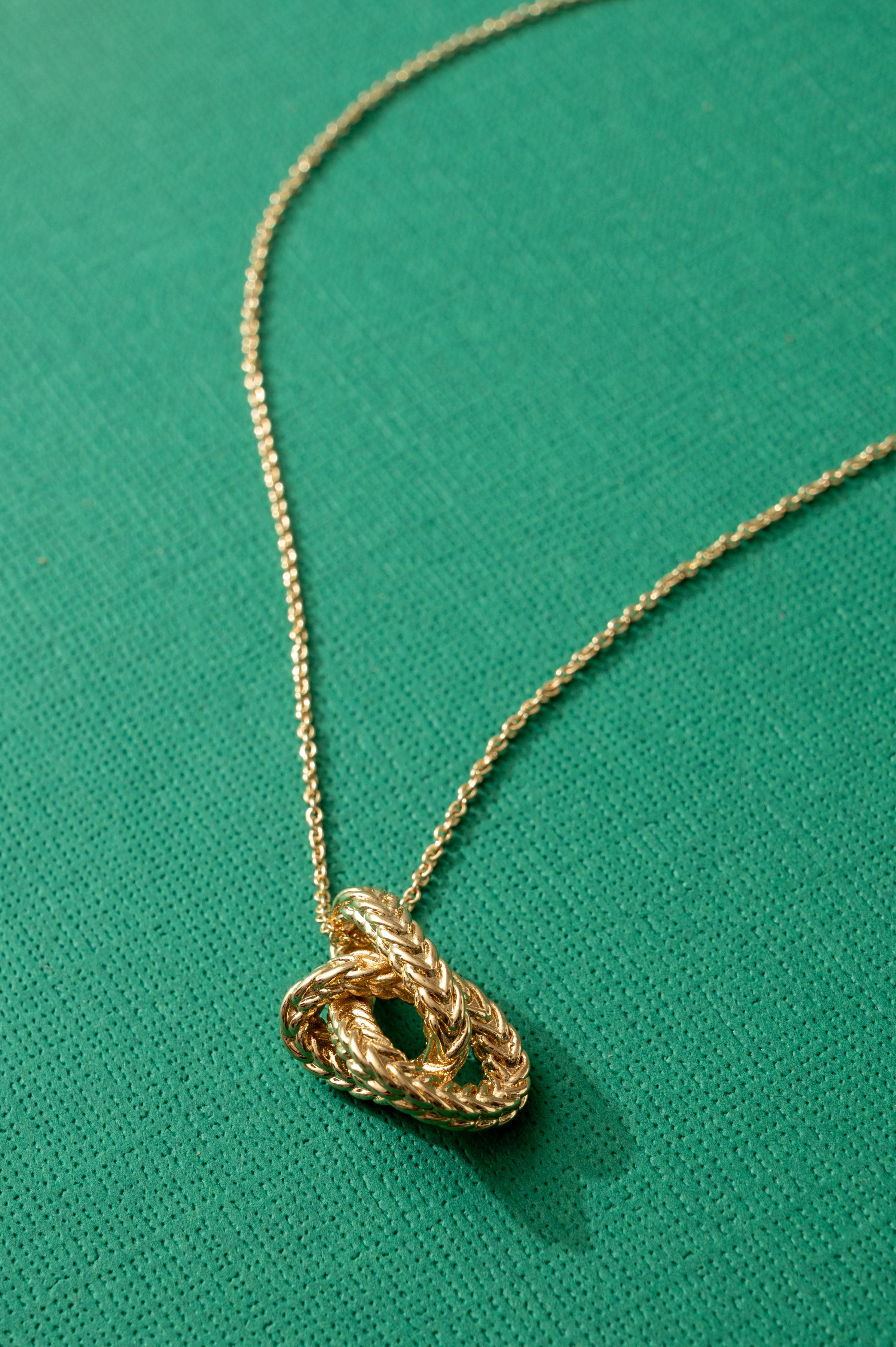 Firm Grasp Necklace