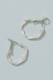 Fluid Beauty Earrings