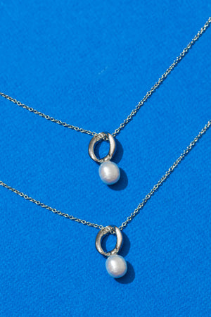 Allure & Pearls Necklace