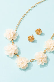 Vanilla Blooms Necklace/Earring set