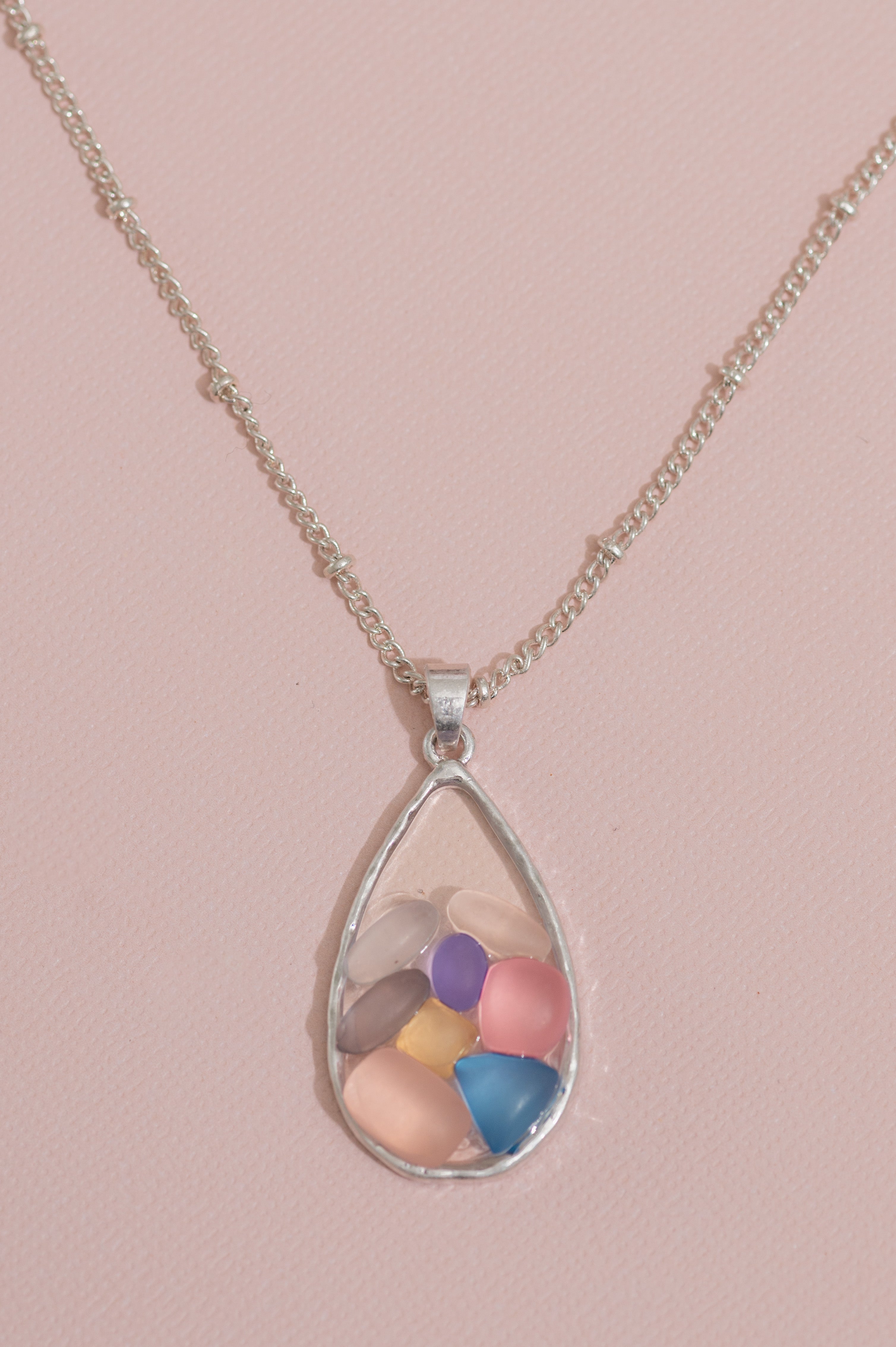 Subtle Stones Necklace