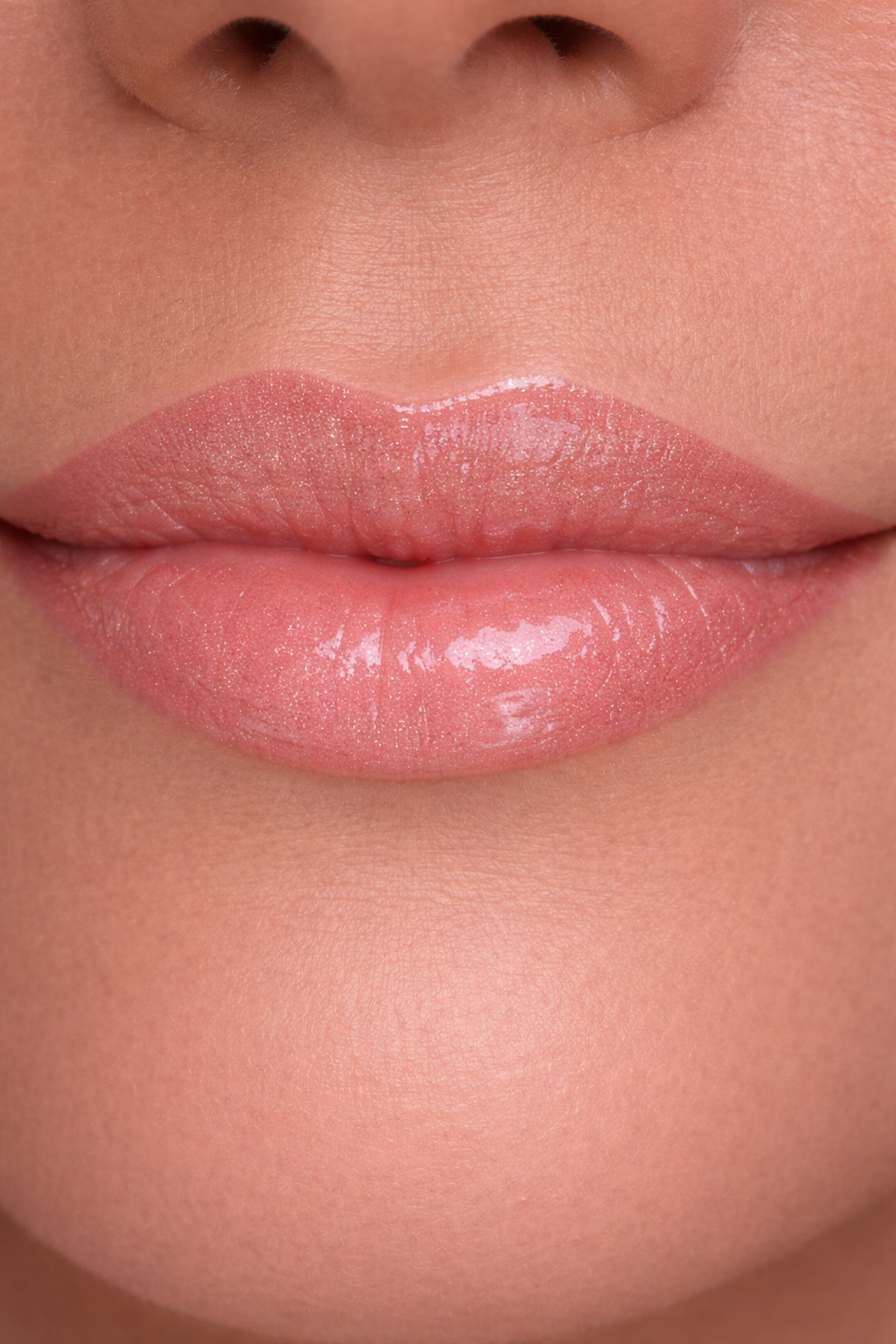 Tiara - Lip Gloss LG22