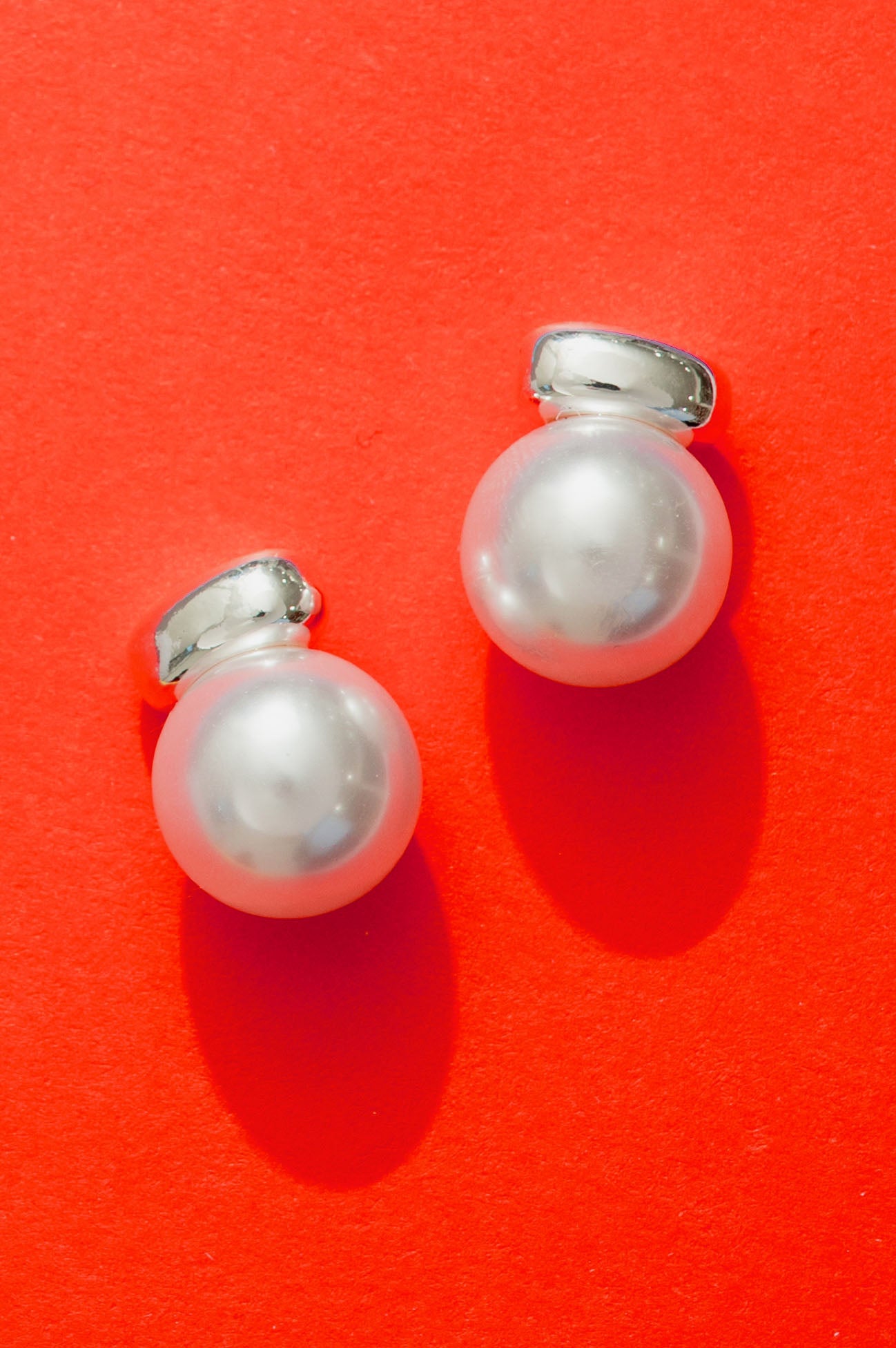 Hold That Thought Earrings