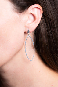 Type 4 Clear Point Earrings