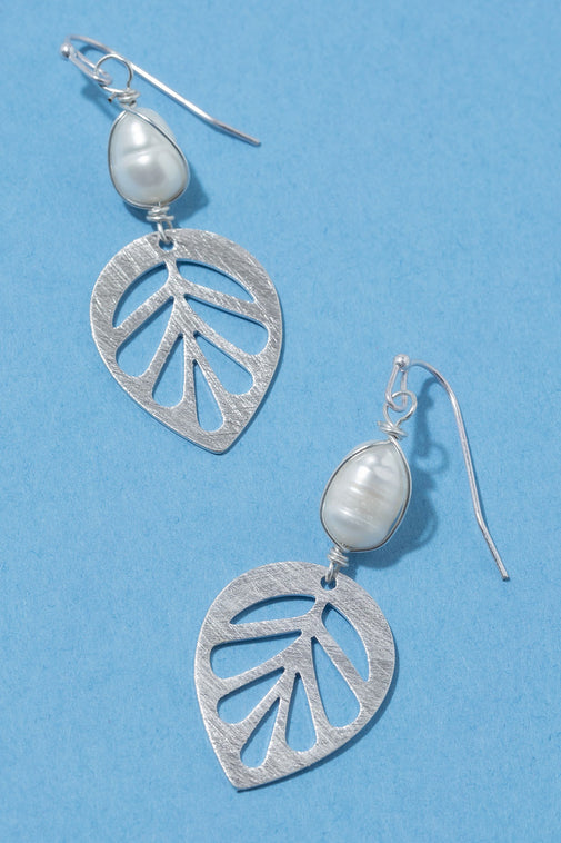 Leaning Leaves Earrings